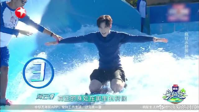 救援白色小猫